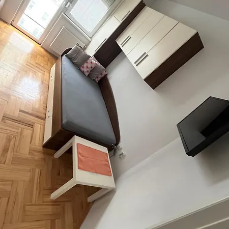 아파트 Aerodrom Cozy