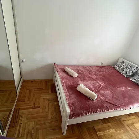 Aerodrom Cozy 아파트 스코페