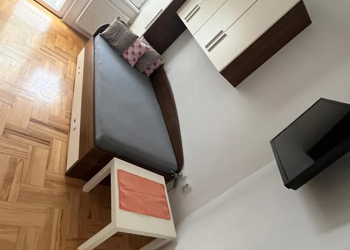 아파트 Aerodrom Cozy